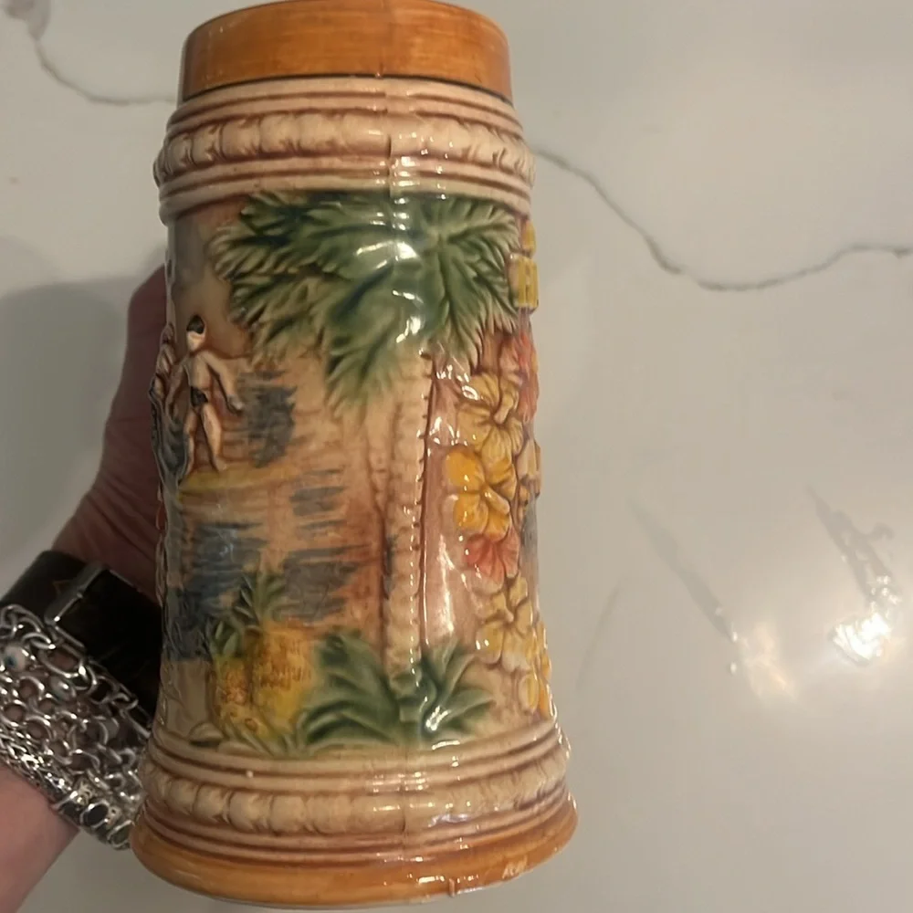 Vintage Hawaiian Islands and Hula Beer Stein made in Japan MCM - Picture 3 of 6